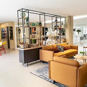 *** מלון דירות Residhome Ponts Jumeaux צרפת