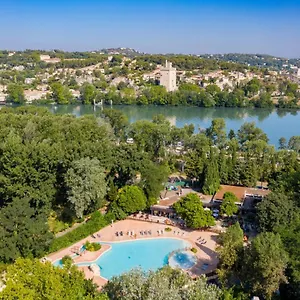 Camping Du Pont D'avignon